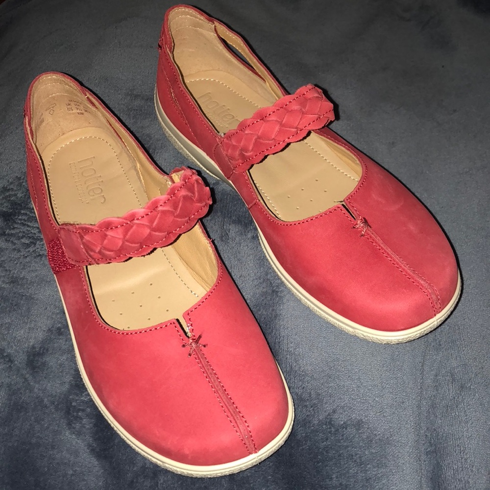 Hotter Shake Crimson Nubuck